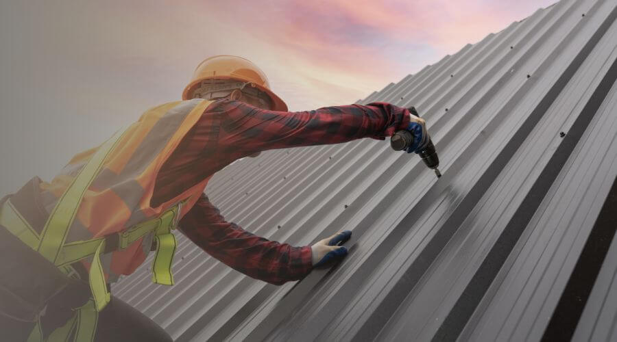 Expert Emergency Roof Repairs services in Bricelyn, MN